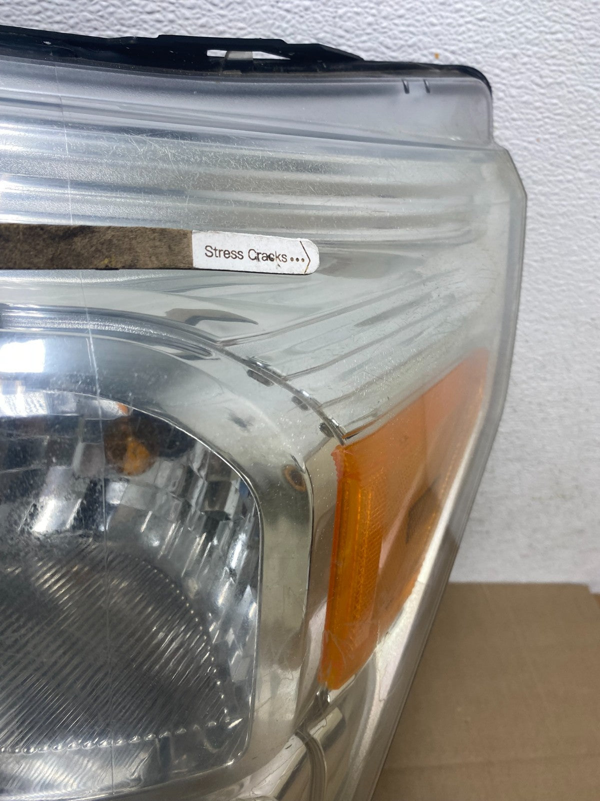2011 to 2016 Ford F250 Super Duty Left+Right Side Headlights AI2152 DW6