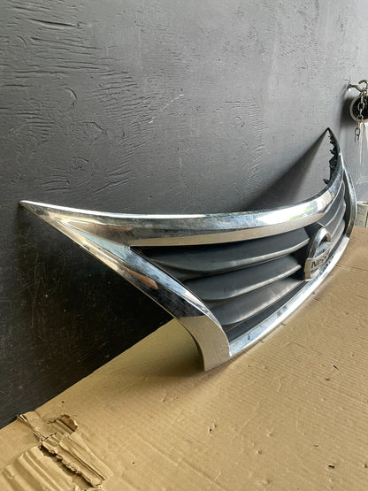 2013 to 2015 Nissan Altima Front Upper Grill Grille Sedan Aftermarket AE3683 DG2