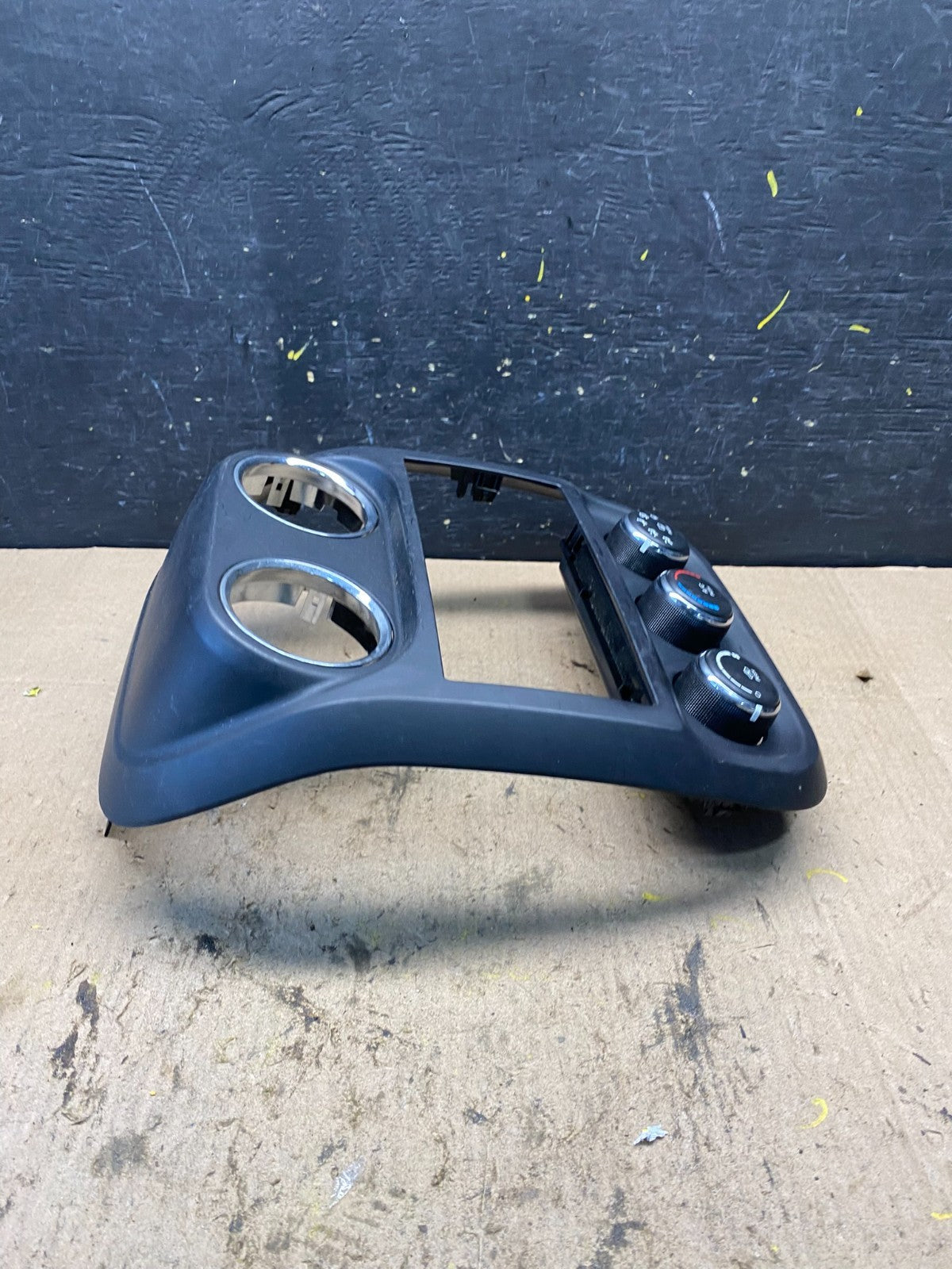 2011 to 2017 Jeep Compass Dash Climate Temperature Control Radio Bezel r8666 DG2