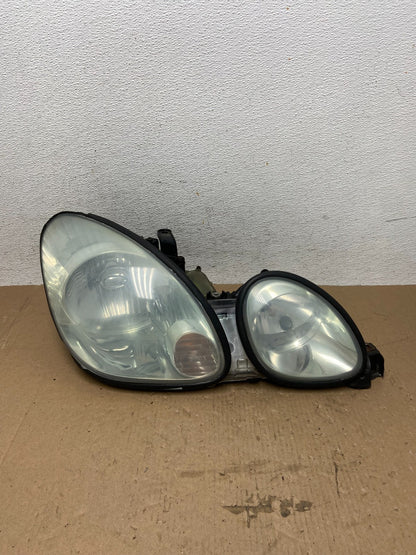 2001 to 2005 Lexus GS430 Gs300 Right Passenger Headlight Halogen AD7757 DW0