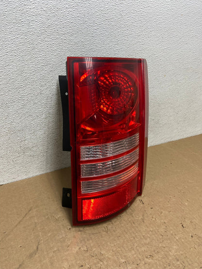 2008 - 2010 Chrysler Town And Country Right Passenger Tail Light AG1091 LK2