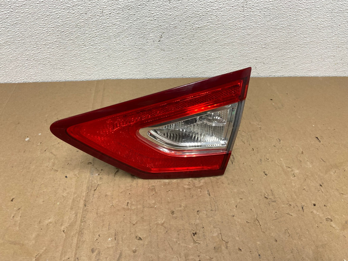 2013 to 2016 Ford Fusion Right Passenger RH Side Tail Light Inner Oem AB6909 LK0