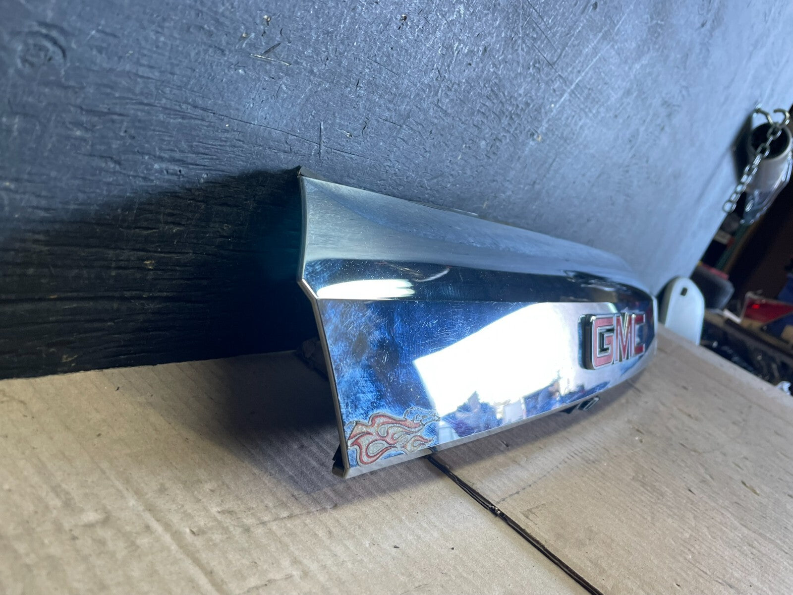 2011-2015 GMC Terrain Tailgate Liftgate Chrome Finish Molding Camera Oe j7448 DG2