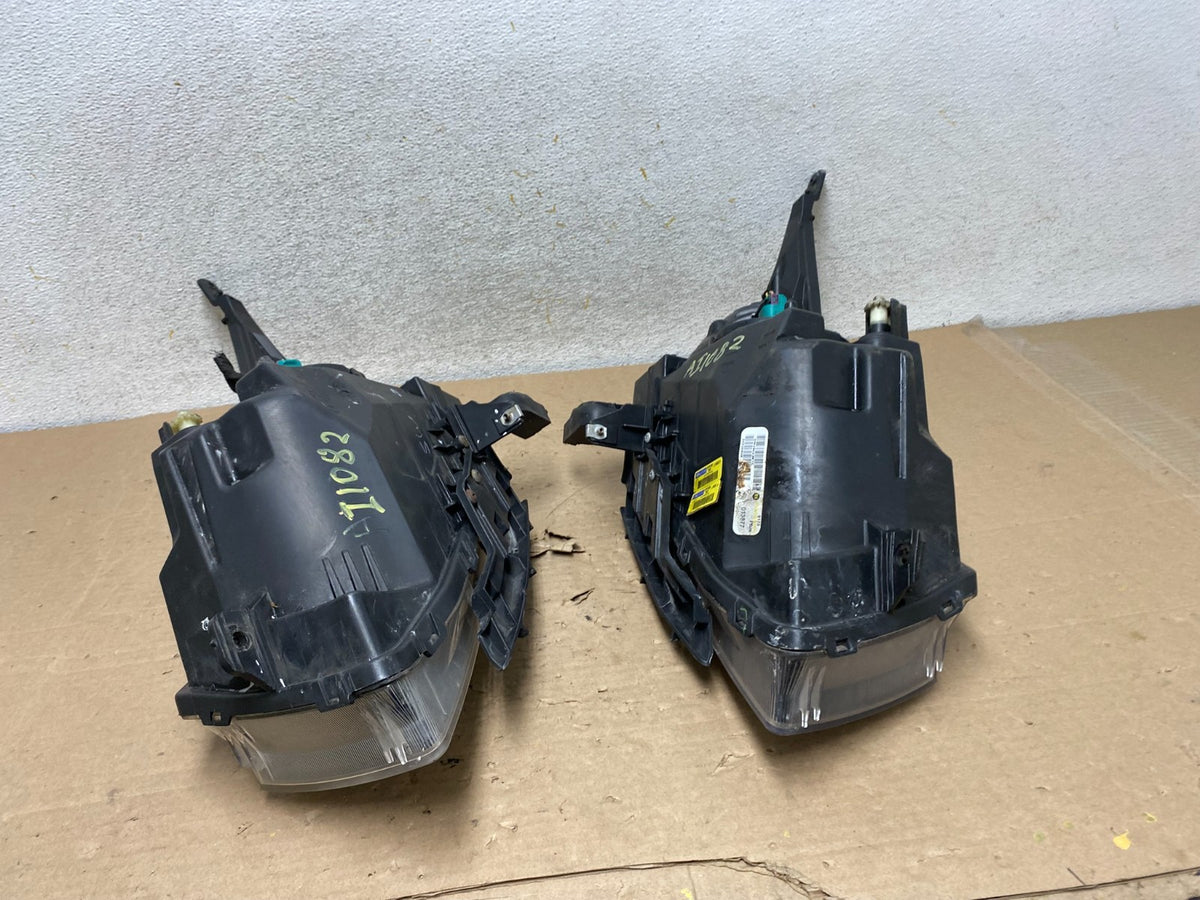 2011 to 2015 Chevrolet Cruze Halogen Left+Right Set Headlights AI1082 DW10