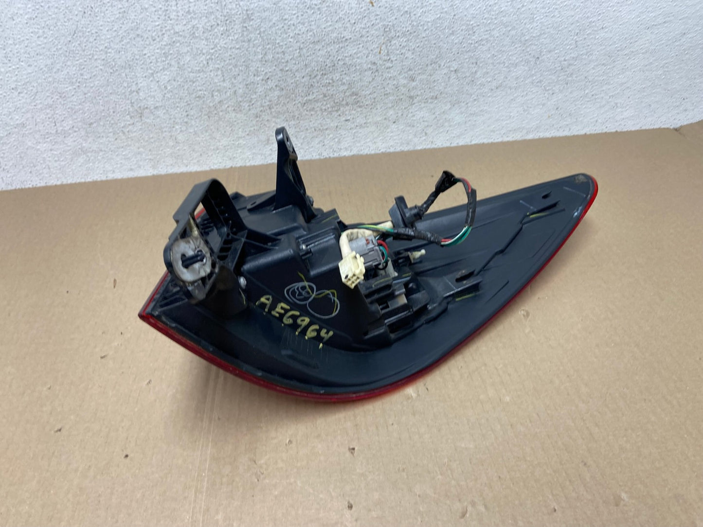 2015 - 2019 Subaru Outback Left Driver LH Tail Light AE6964 LK6