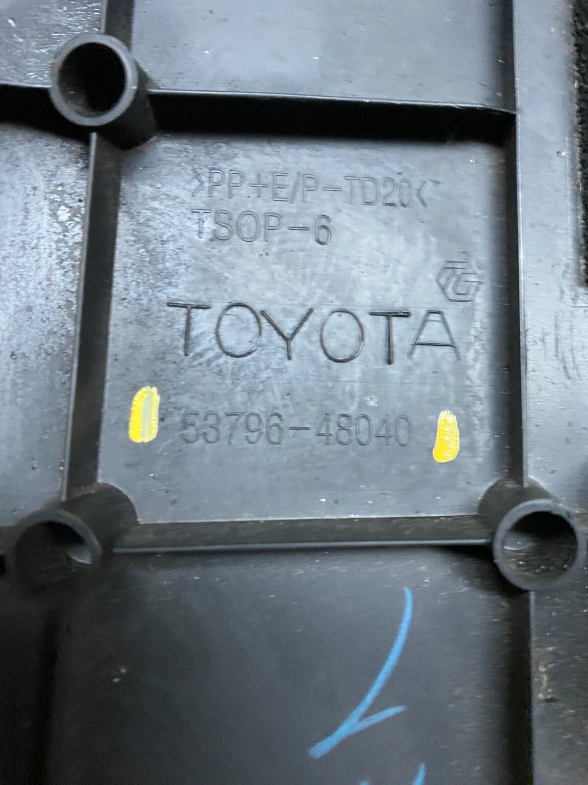 2006 to 2007 Toyota Highlander Hybrid Engine Motor Top Front Cover G2793 DG18