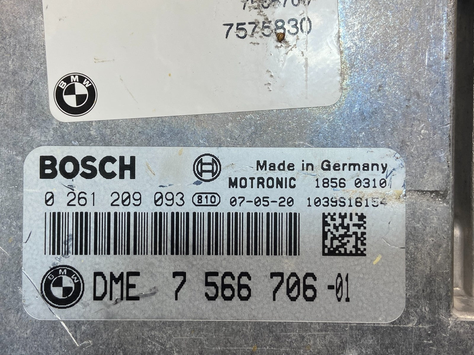 2006 to 2007 Bmw 550i 650i 750i Engine Computer ECU Control Module ECM AG1464 DW2