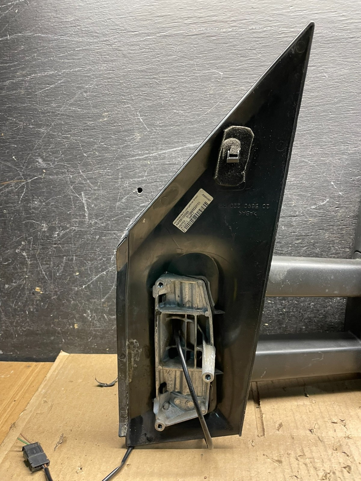 2007 to 2017 Freigtliner Sprinter Right Passenger RH View Door Mirror v8979 DG7