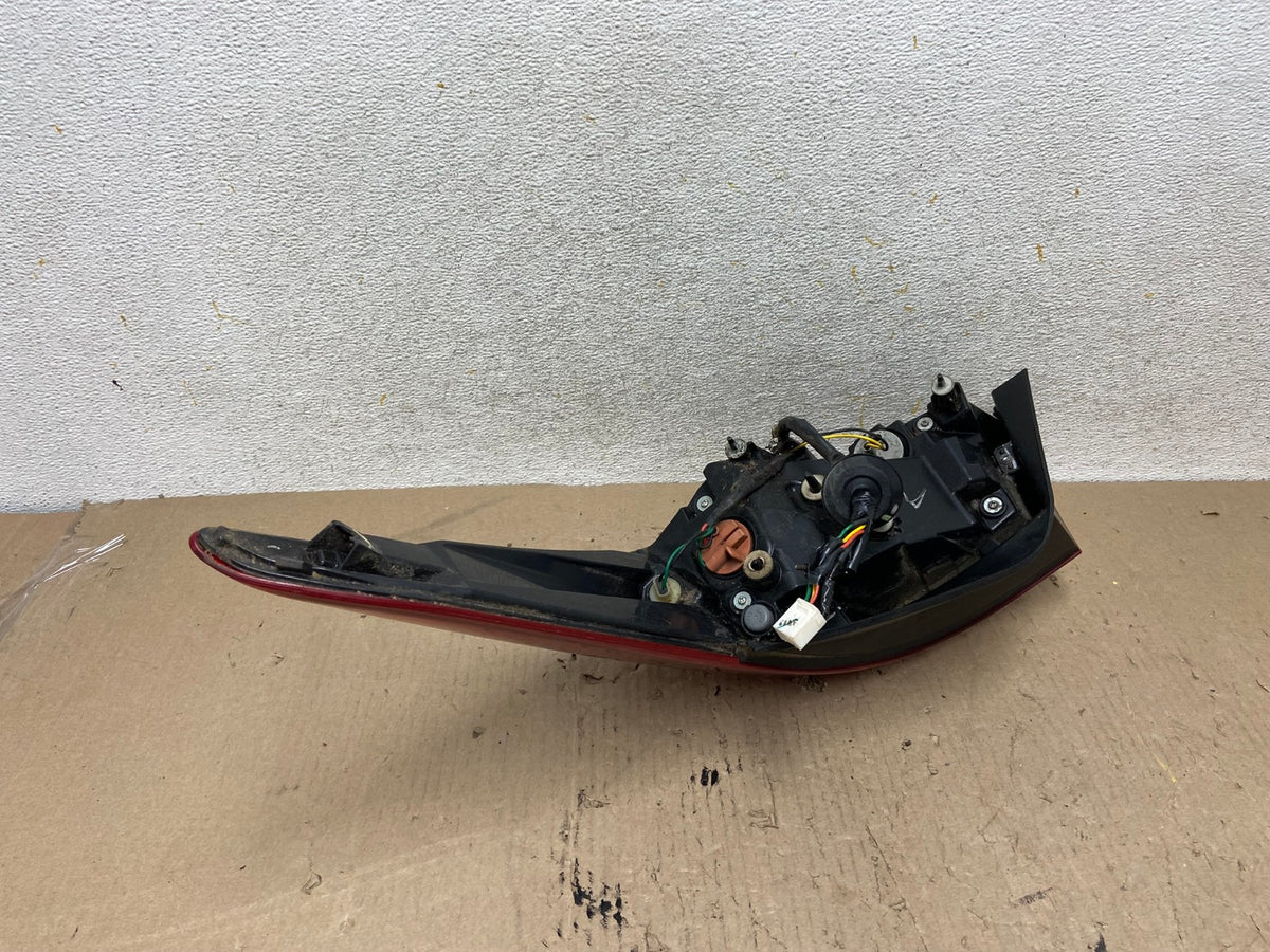 2014 2015 2016 Hyundai Elantra Sedan Left Driver LH Tail Light AH7703 LK5