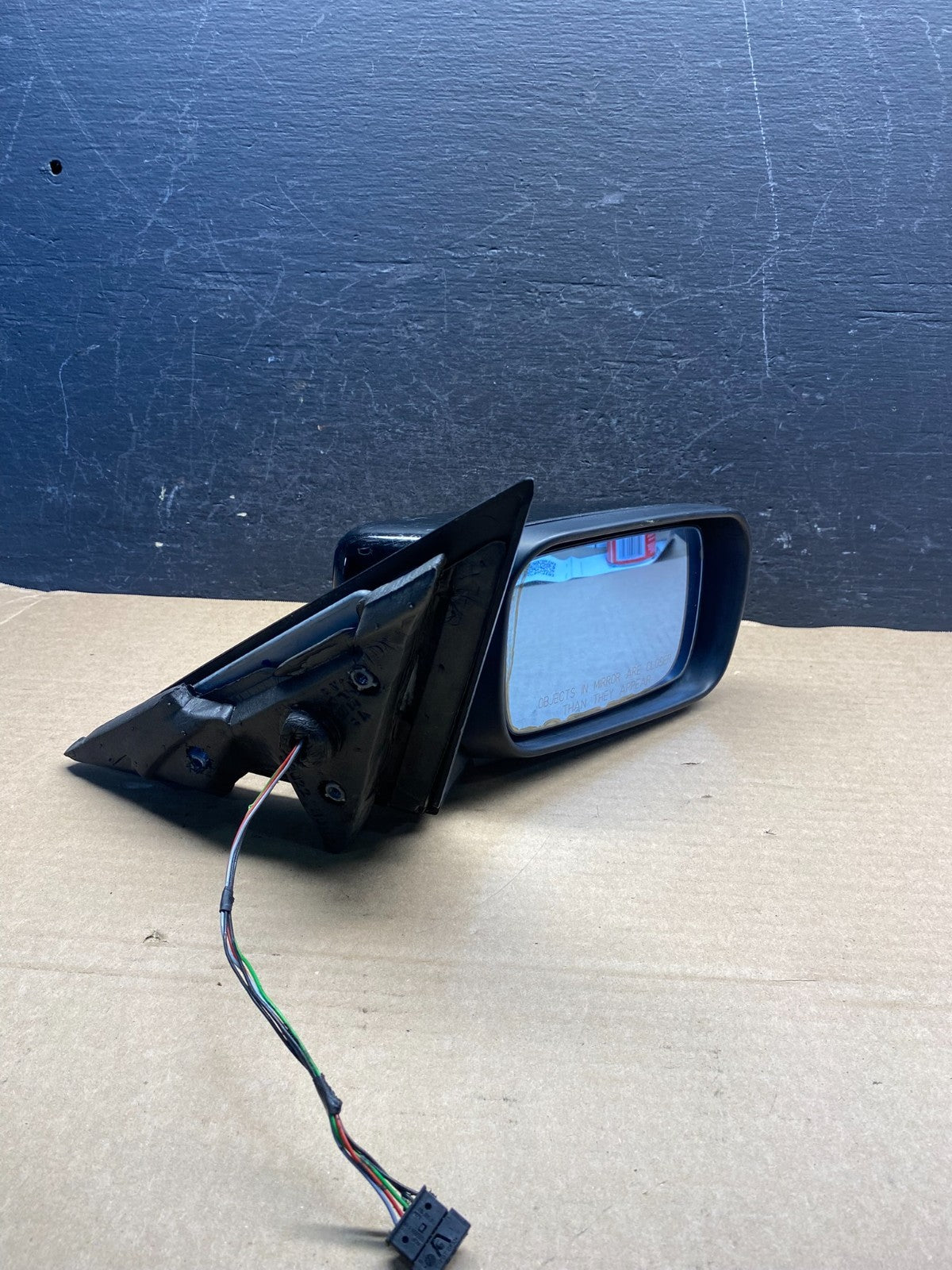 2001 to 2006 BMW 325i Right Passenger Side View Door Mirror AE0050 DG10