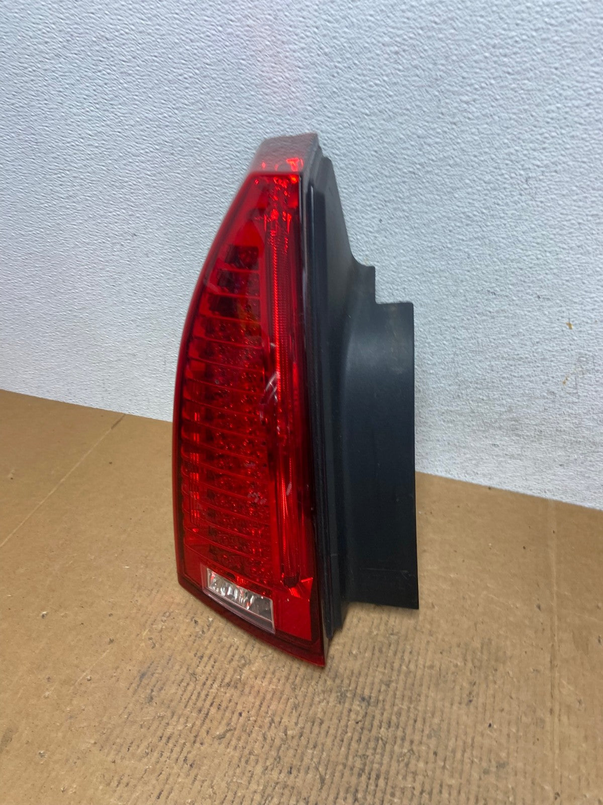 2008 to 2013 Cadillac CTS Left Driver Lh Side Led Side Tail light AE0630 LK1
