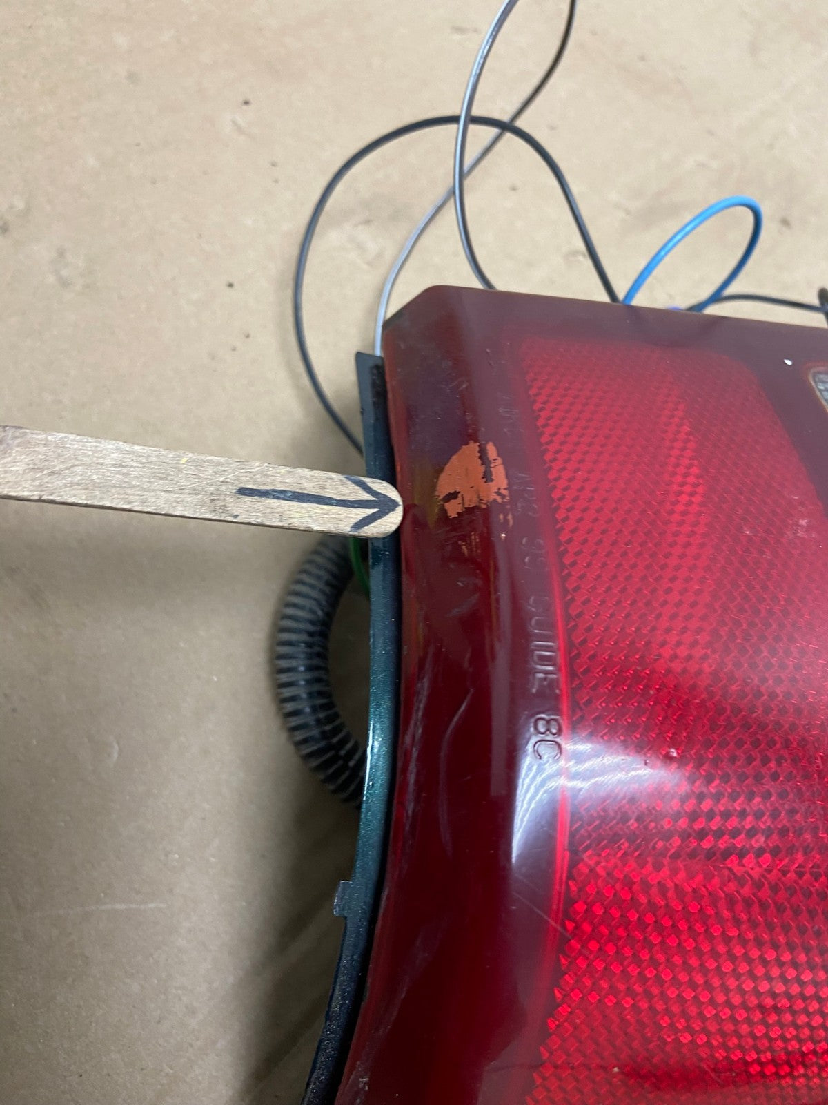 1999-2002 Chevrolet Silverado 1500 Right Passenger Side Tail Light AE9132 LK4