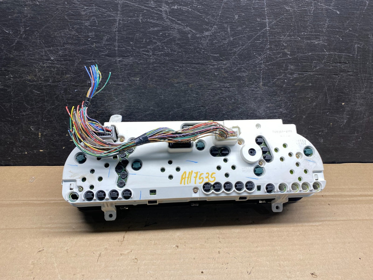 2001 to 2004 Toyota Sequoia Speedometer Insrument Gauge Cluster AH7535 DG3