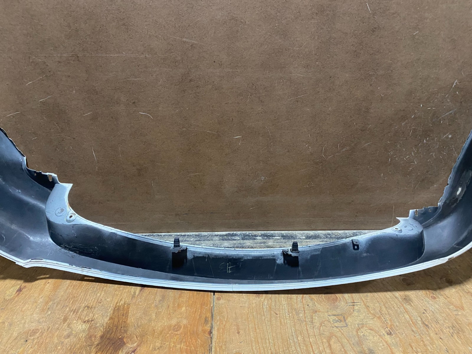 2011 to 2015 Ford Explorer Rear Upper Bumper Cover H36479