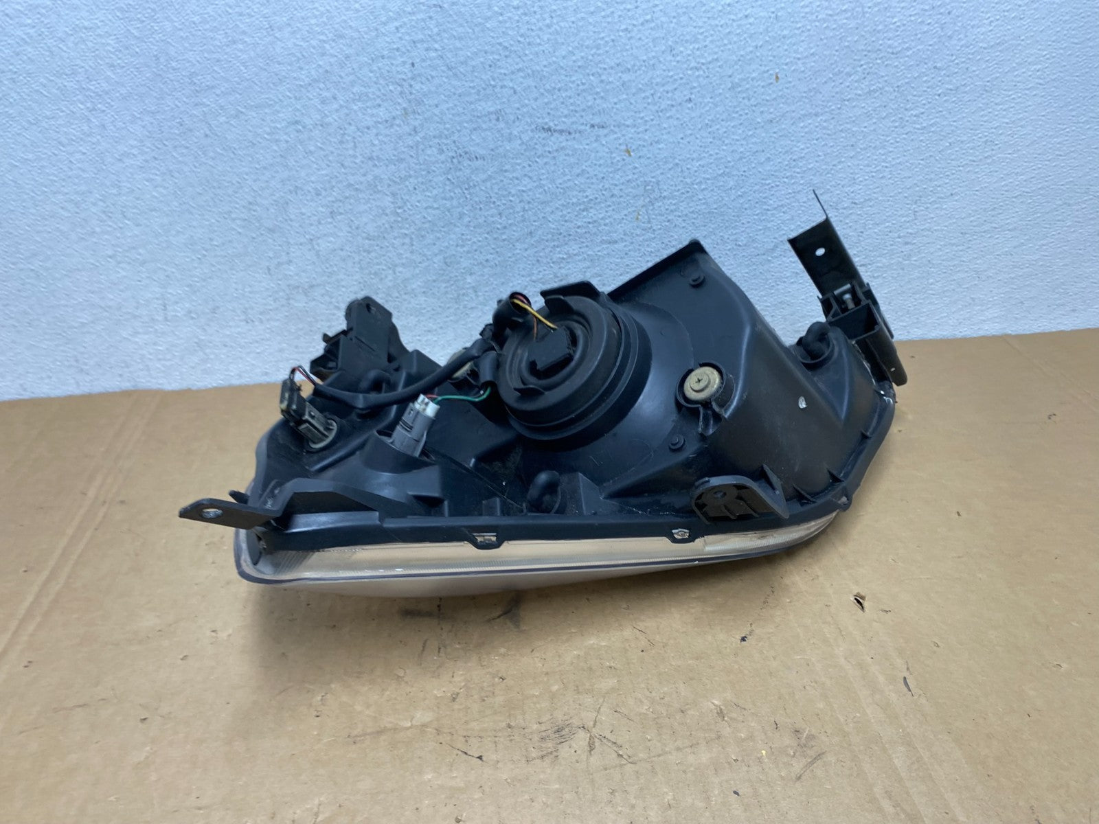 2003 2004 2005 Honda Pilot Right Passenger RH Side Halogen Headlight AD2804 DW4
