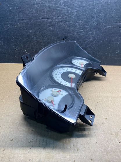 2005 Dodge Dakota Speedometer Instrument Cluster Gauge AG7427 DG1