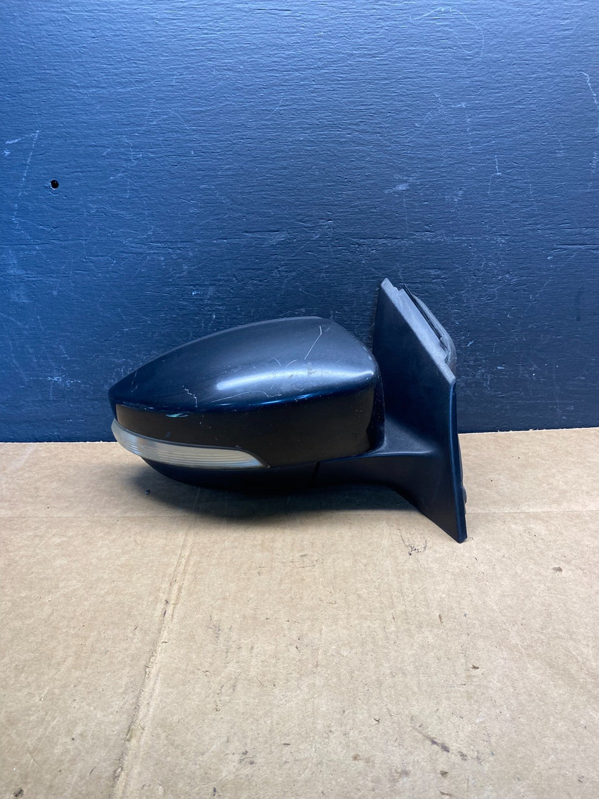2012-2014 Ford Focus Right Passenger View Door Turn Sgn Mirror AD3712 DW0
