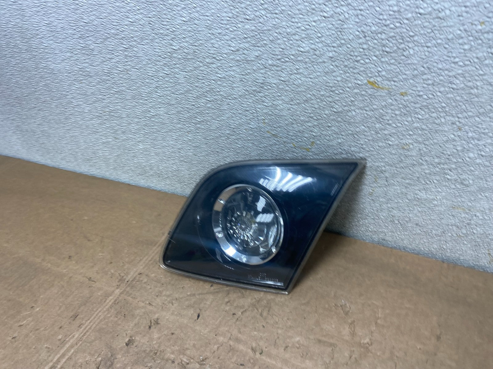 2004 to 2009 Mazda 3 Hatchback Right Passenger RH Inner Tail Light OEM Y6726 DW1