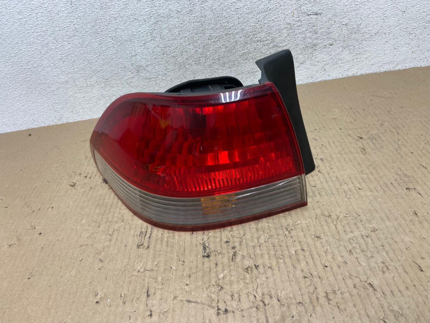 2001 to 2002 Honda Accord Sedan 4door Left Driver LH Tail Light AF7031 LK0