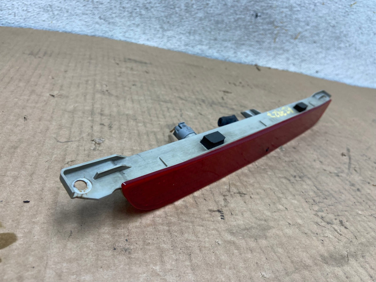 2007 to 2010 Bmw X5 E70 Third 3rd Brake High Mount Upper Tail Light Oe AI7927 LK2