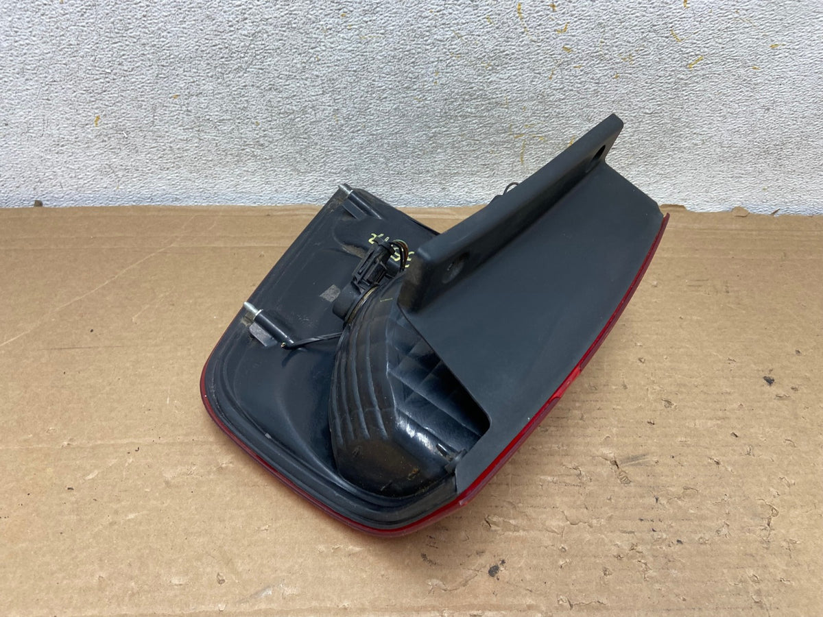 2003 2004 2005 2006 Ford Expedition Left Driver Lh Tail light AH8547 LK3