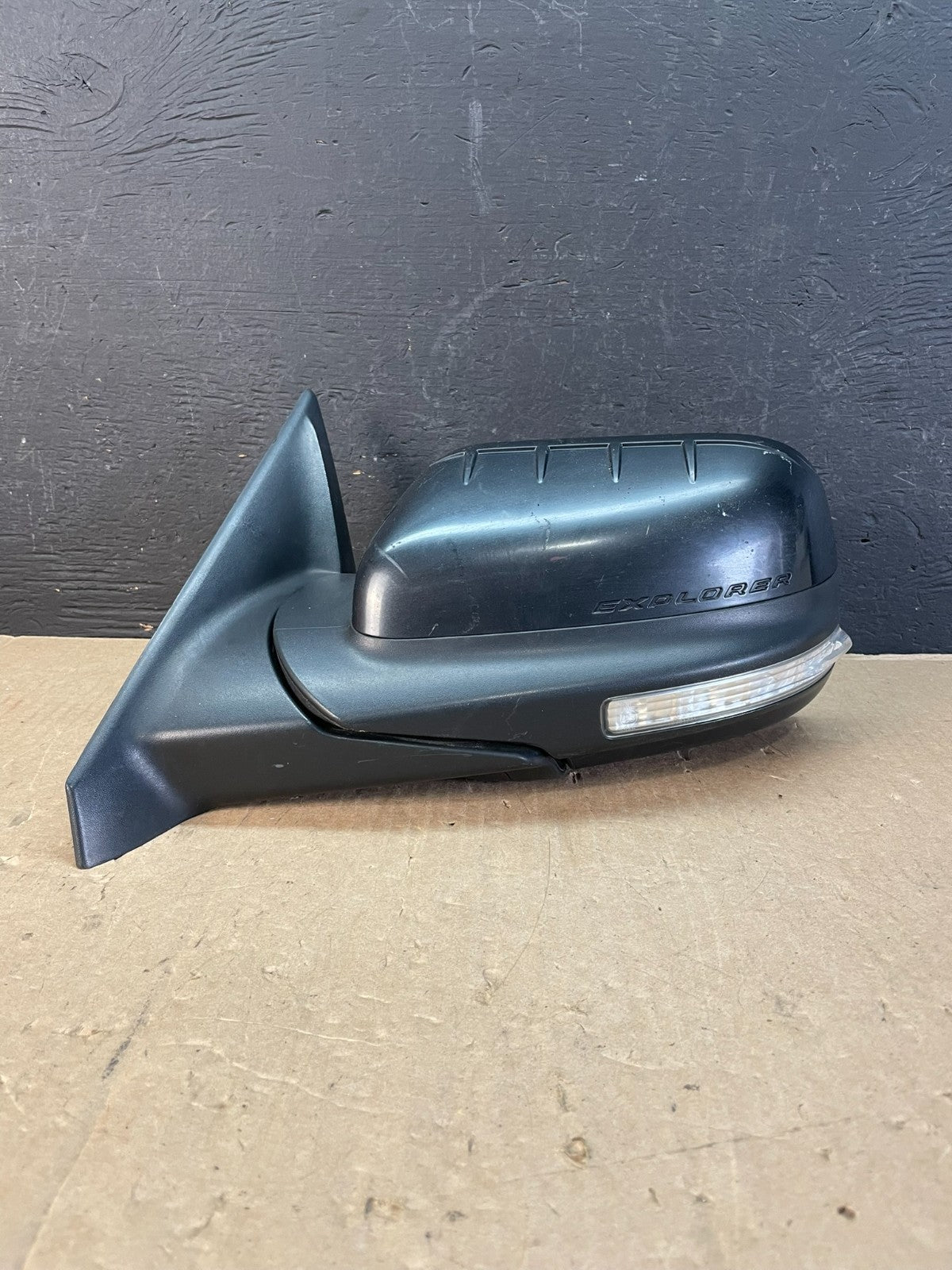 2011-2015 Ford Explorer Left Driver View Turn Signal Mirror AD5844 DW0