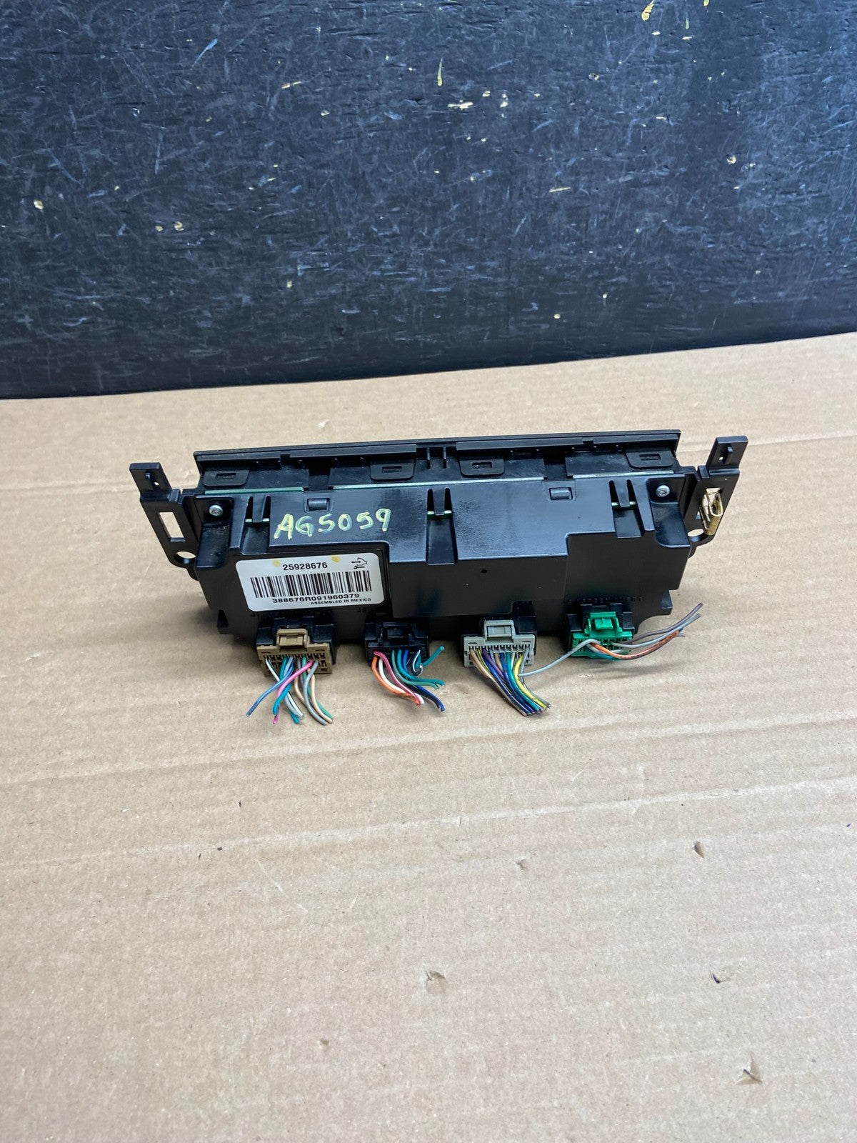 2007-2011 GMC Yukon Tahoe Automatic Climate Temperature Temp Control AG5059 DG3