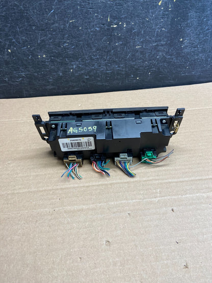 2007-2011 GMC Yukon Tahoe Automatic Climate Temperature Temp Control AG5059 DG3