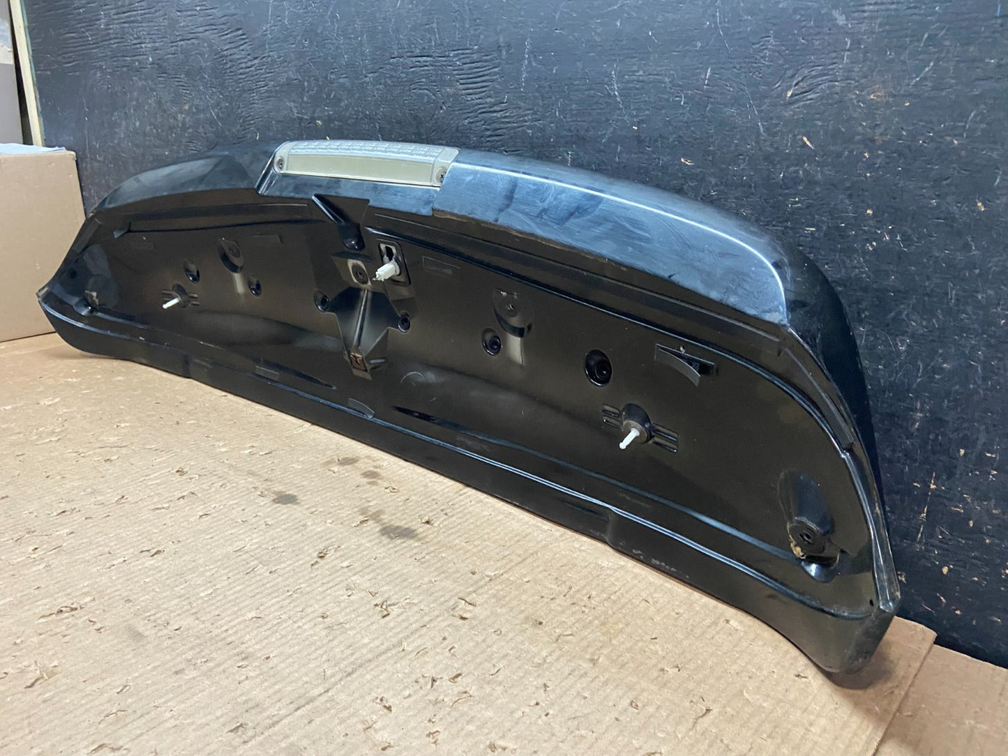 2004 to 2009 Lexus RX350 Rear Trunk Lid Tail Gate Lift Gate Spoiler OEM Z3228 DG7