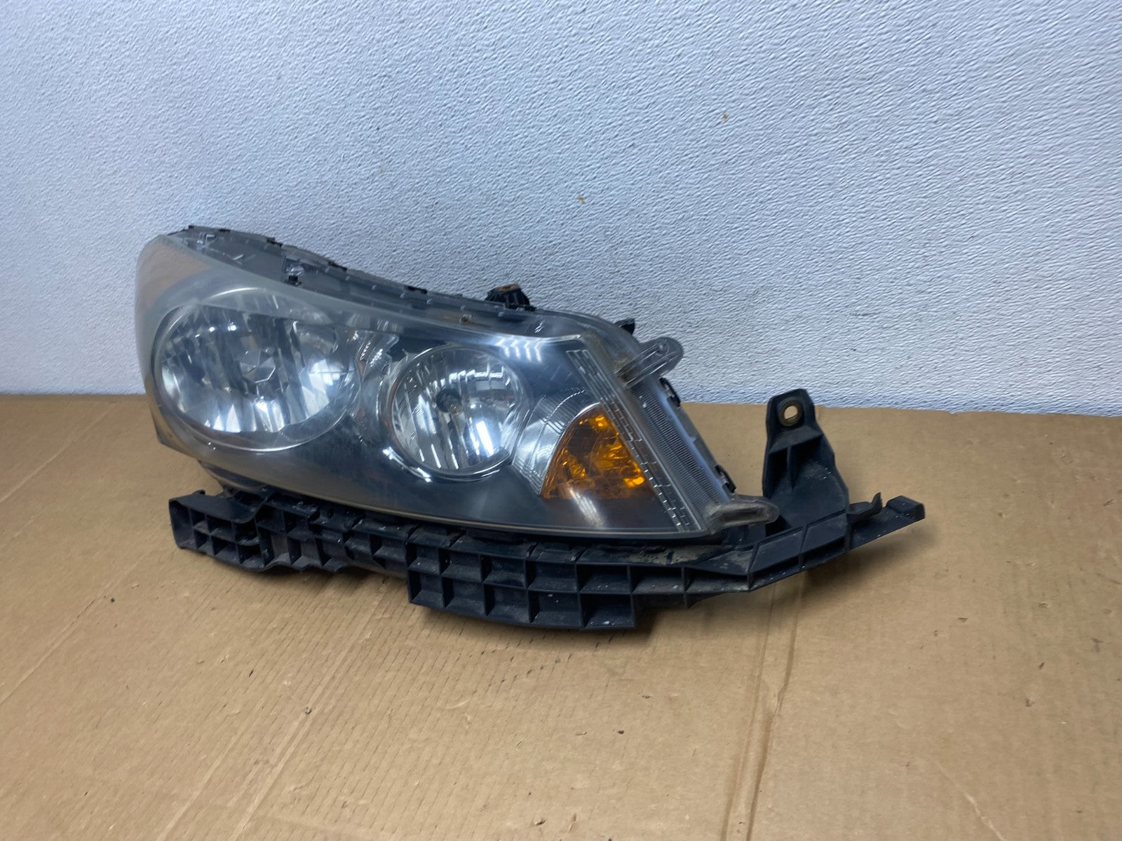 2008 to 2012 Honda Accord Sedan Right Passenger RH Headlight AD0776 DW1