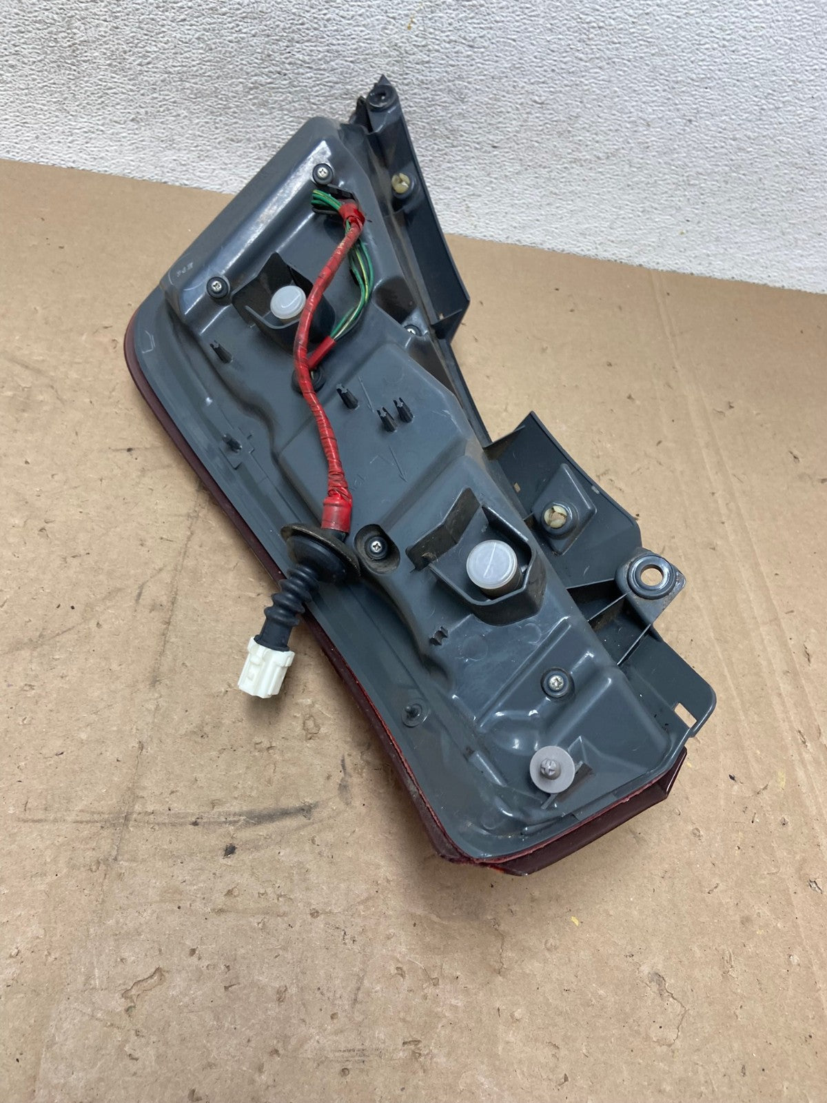 2006 2007 Nissan Murano Left Driver LH Side Tail Light AG5324 LK7