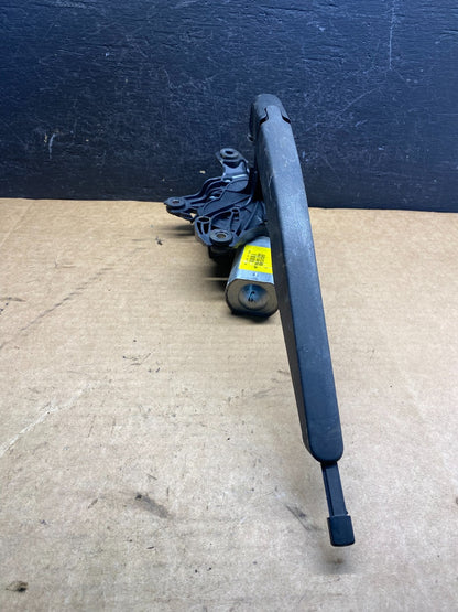 2011 to 2019 Ford Explorer Rear Windshield Wiper Motor ad7523 DG2