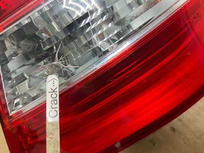 2010 - 2012 Honda Accord Crosstour Right Passenger RH Tail light ag1334 DG4