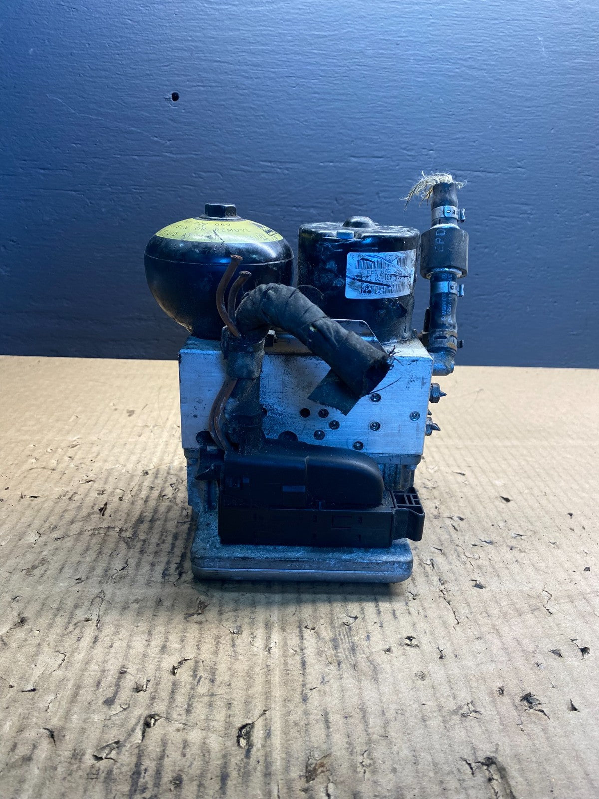 2003-2006 Mercedes E500 E55 E350  ABS Anti Lock Brake Pump Module AB4412 DG1