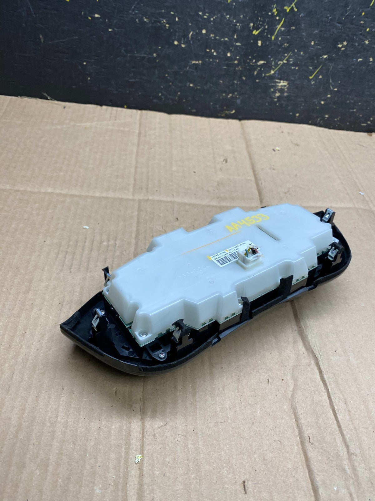 2011 to 2017 Nissan Juke  A/C Temperature Climate Control Panel OEM AA4533 DG3