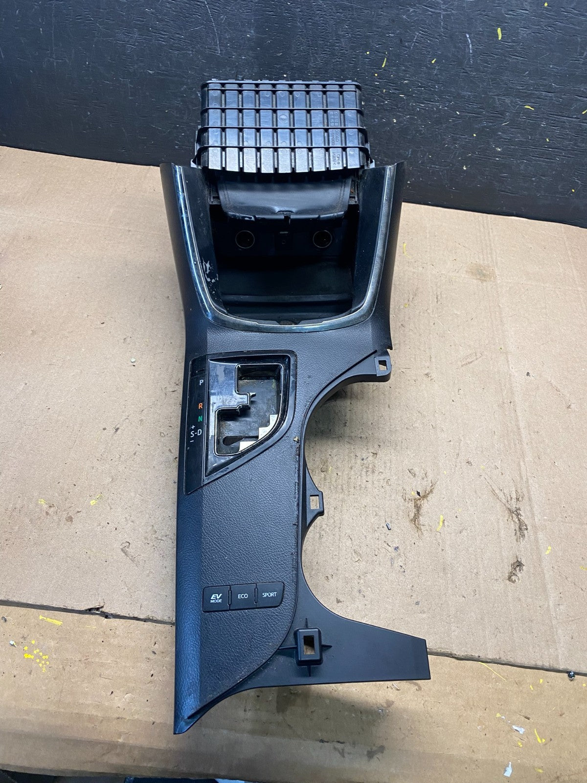 2013-2015 Toyota Avalon Floor Center Console Shifter Trim Bezel Cuphold R8412 DG2