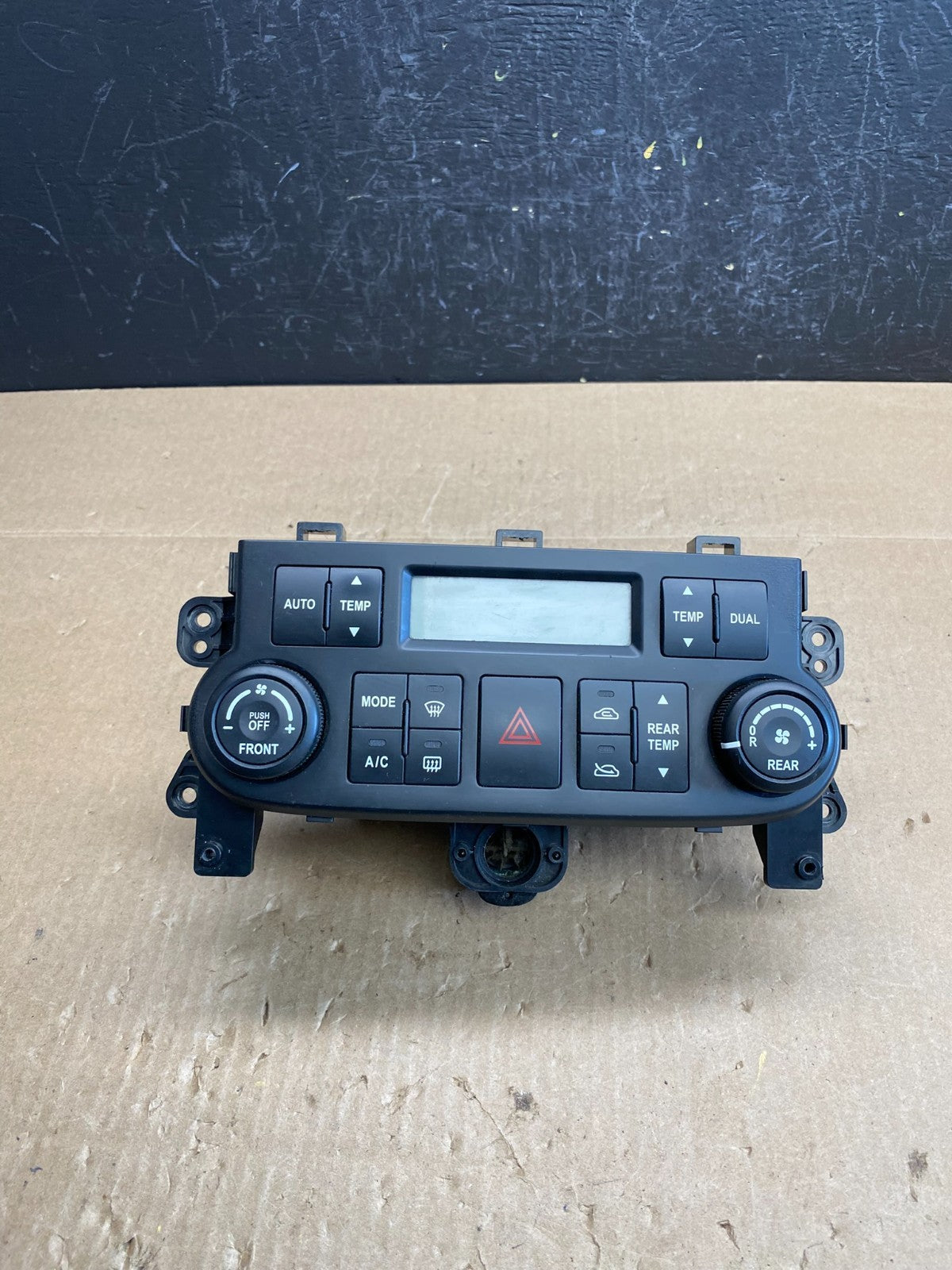 2006 to 2012 Kia Sedona Heater Temperature AC Climate Control AC6321 DG0
