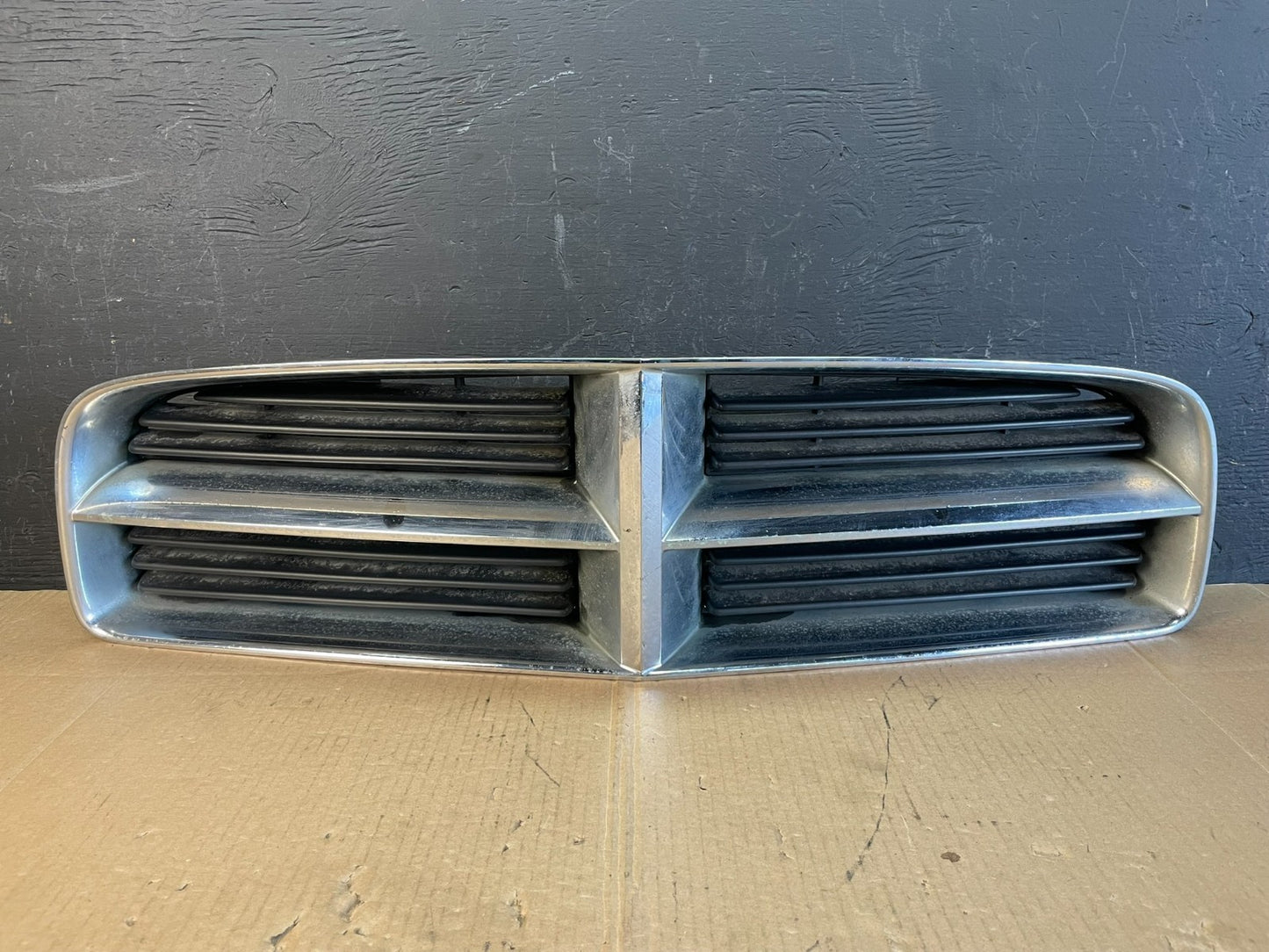 2006 to 2010 Dodge Charger Front Upper Grill Grille Oem AC2335 DG0