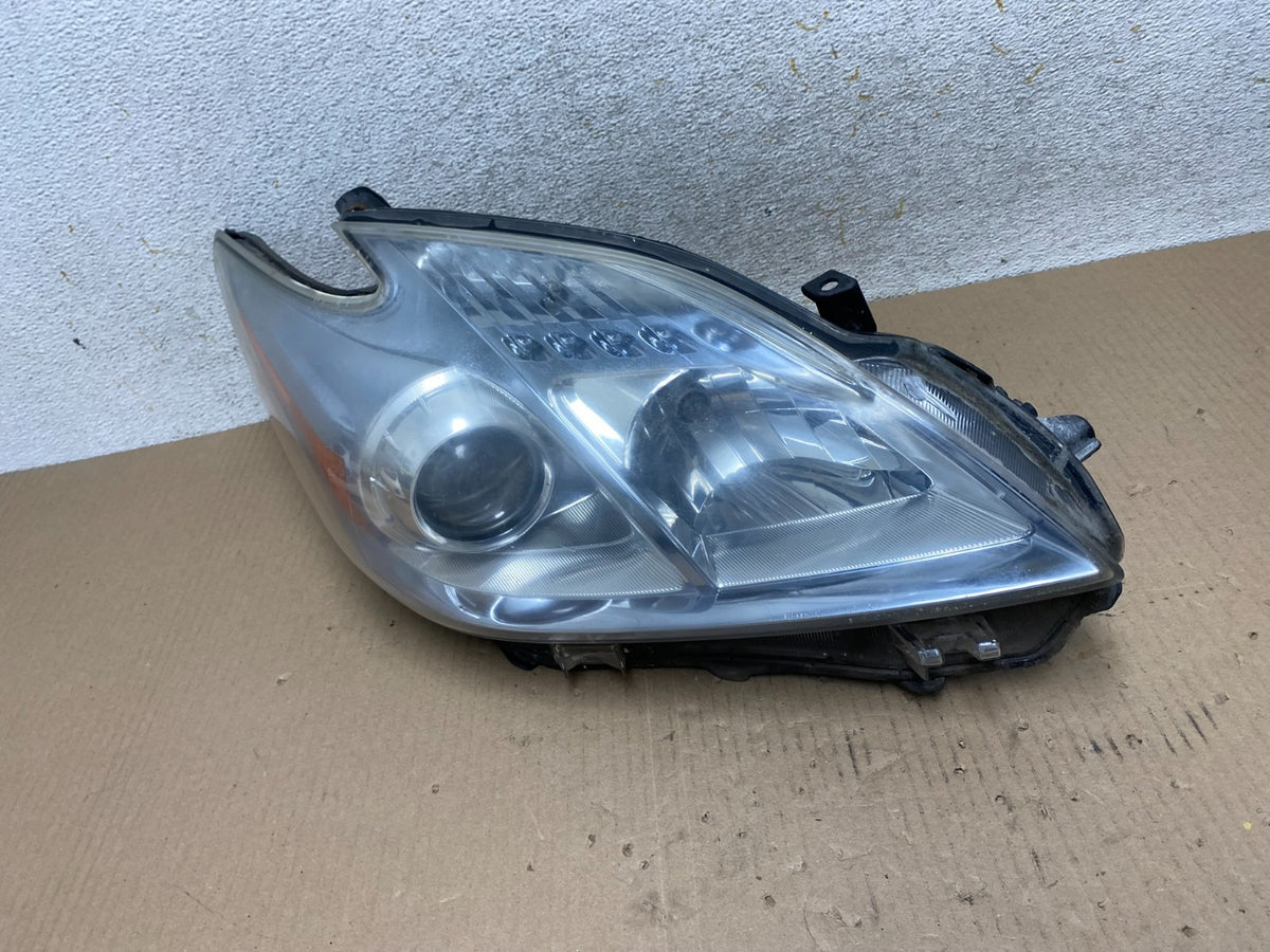 2010 - 2011 Toyota Prius Right Passenger Rh Blue Halogen Headlight AJ2510 DW1