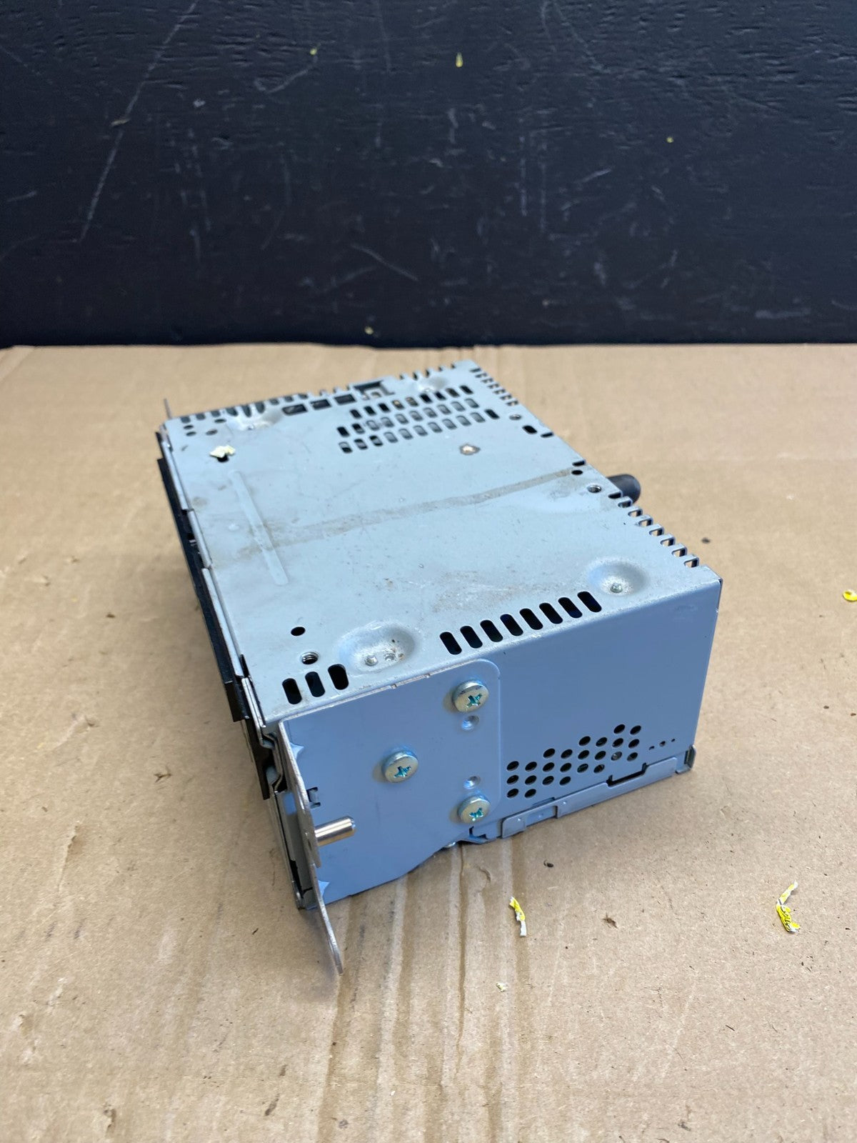 2018 to 2019 Ford Explorer Audio Equipment Radio Receiver AM FM CD AB8769 DG2