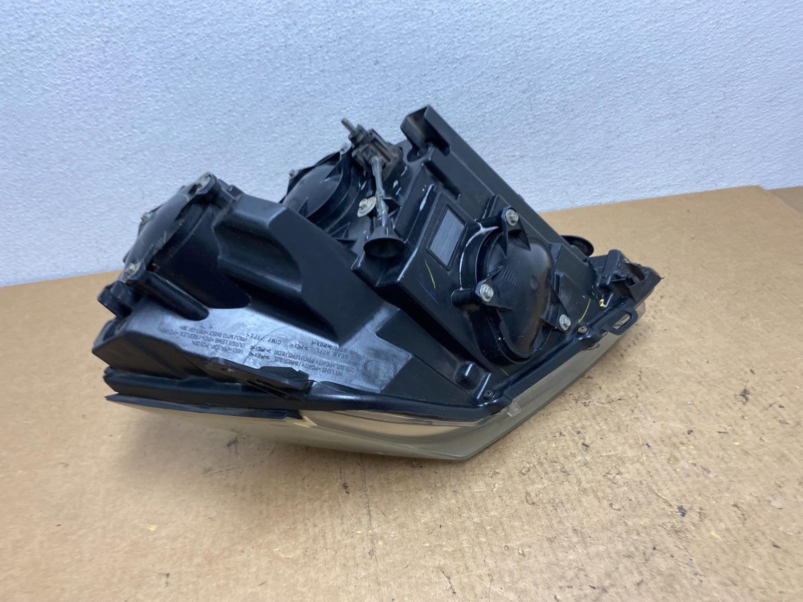 Halogen 2008 to 2014 Cadillac CTS Headlight Right Passenger Rh AC3622 DW6