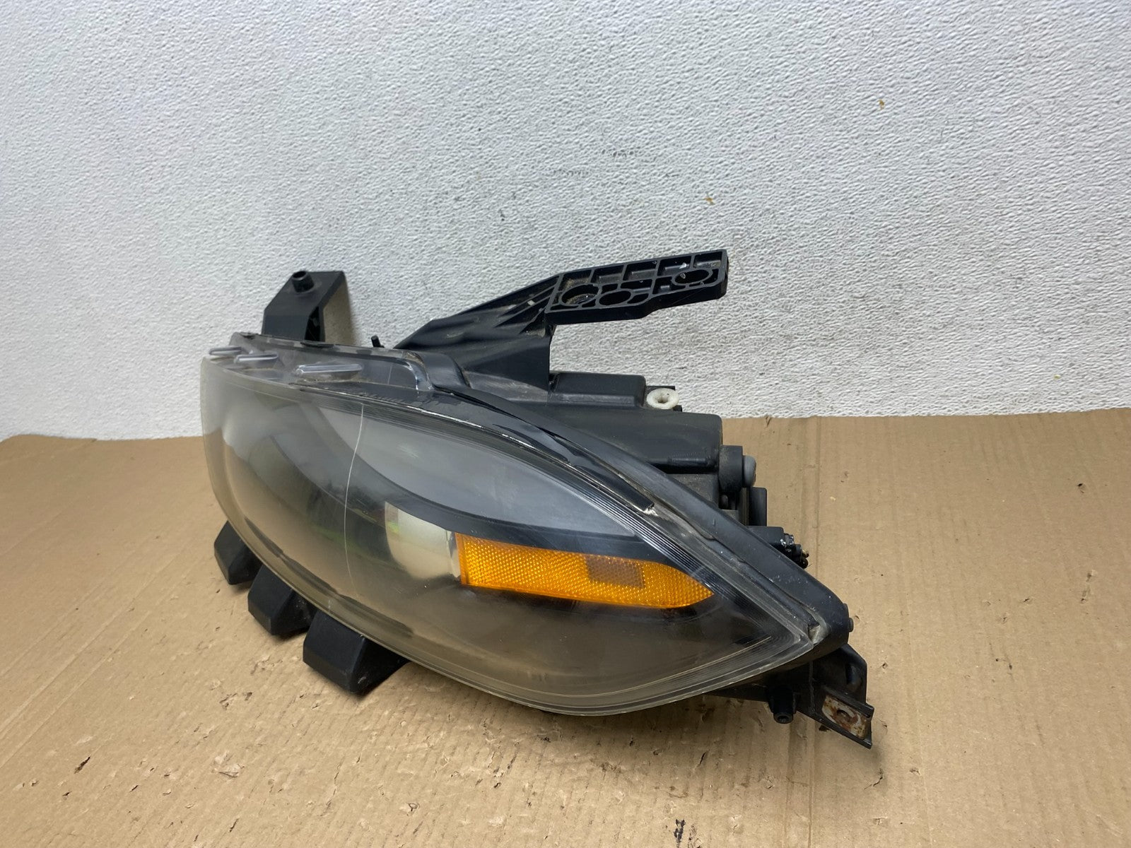 2013 to 2016 Dodge Dart Left Driver LH Halogen Black Headlight AE9031 DW1