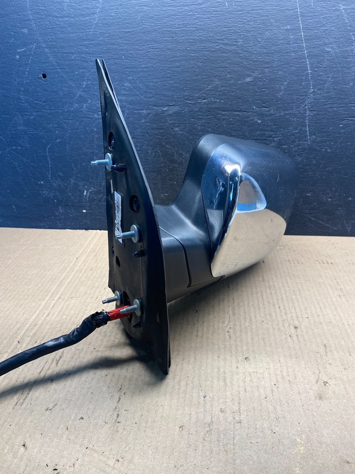2008 to 2015 Nissan Armada Left Driver Side Turn Signal Mirror AE6366 DW1