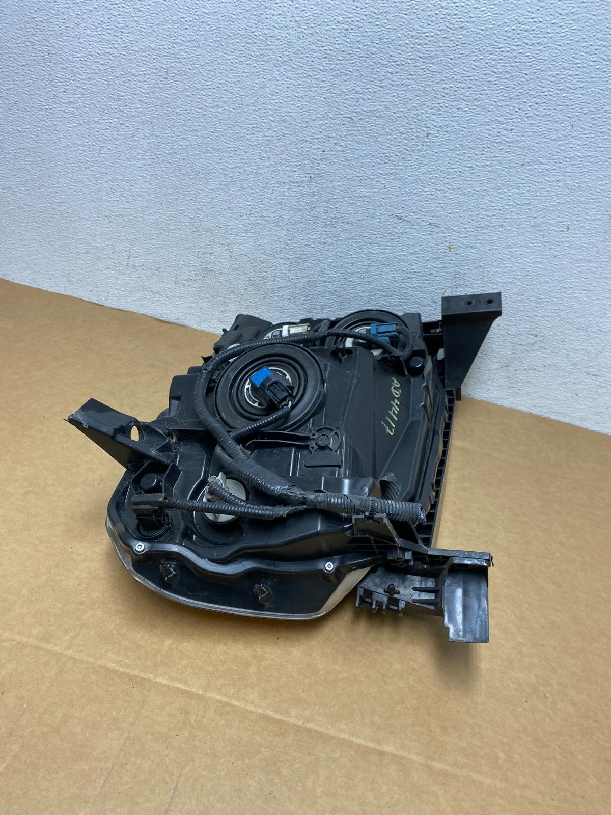 2009 2010 2011 Honda Pilot Left Driver LH Halogen Headlight AD4417 DW9