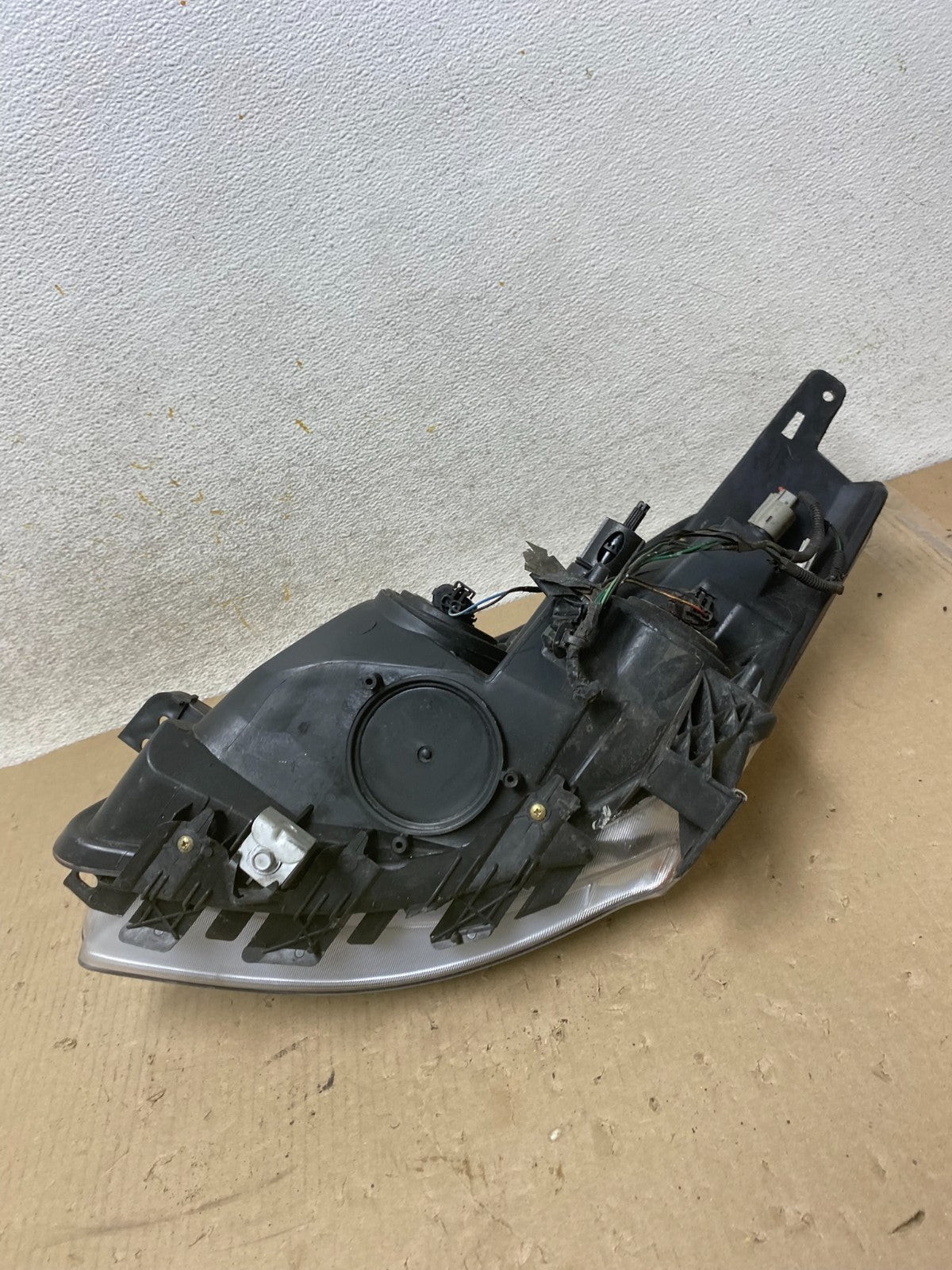Sedan 2010 2011 2012 Nissan Altima Headlight Right Passenger Rh AH6841 DW6
