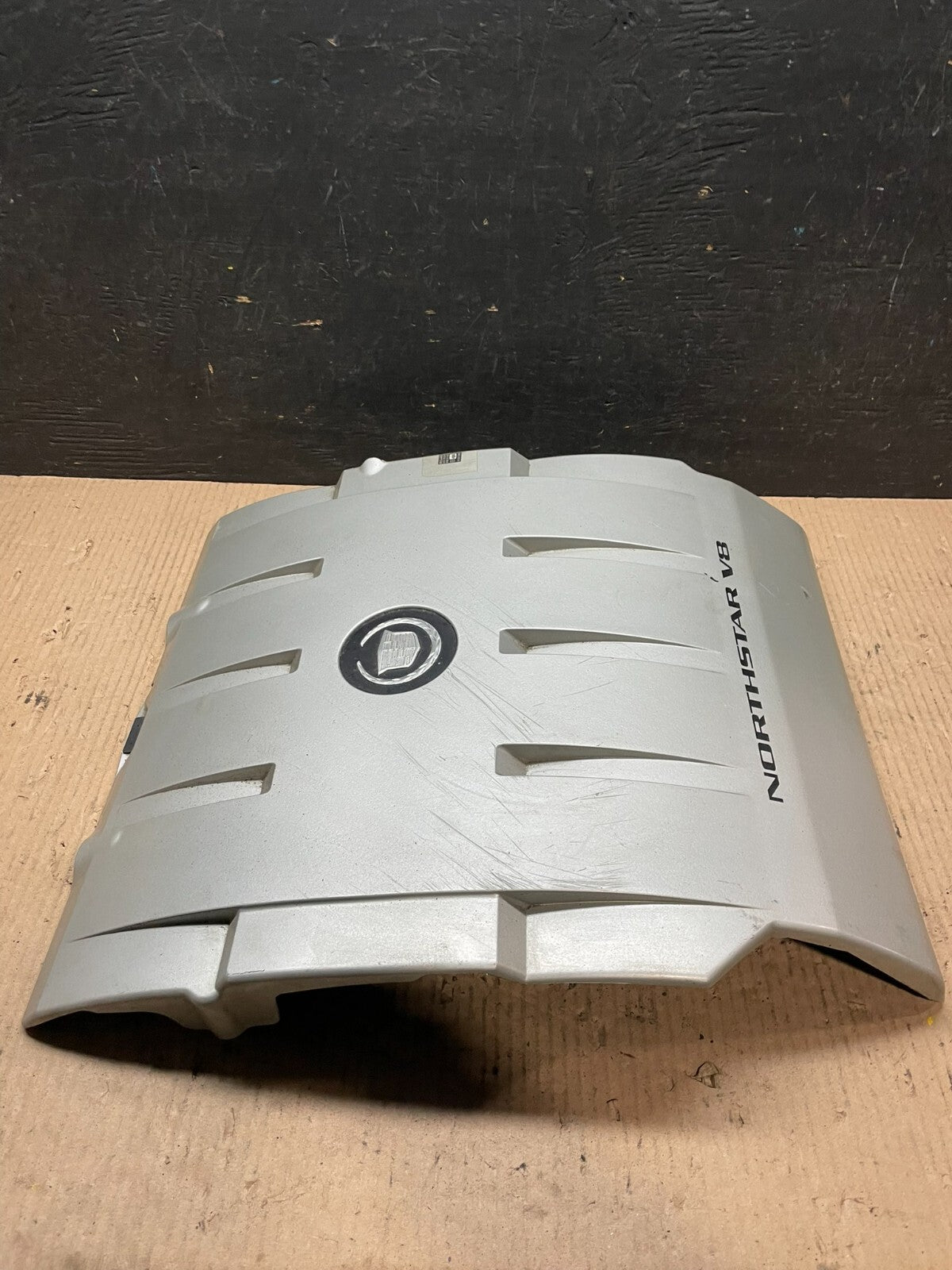 1997 to 2004 Cadillac Deville Seville Northstar Engine Motor Cover J3611 DG3