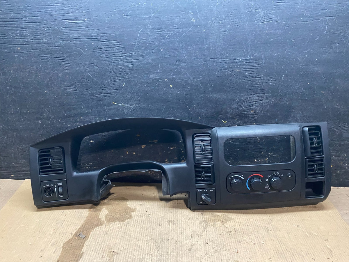2001 2004 Dodge Dakota Speedometer Climate Control Radio Panel Bezel X3173 DG0