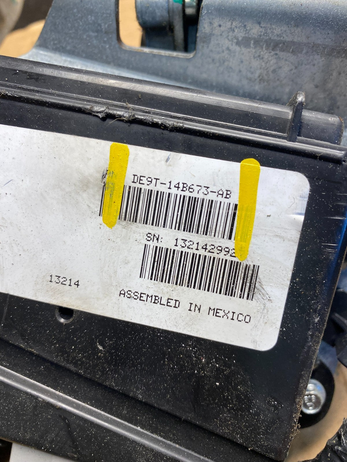 2010-2018 Lincoln Mkt Liftgate Module ad9607 DG5