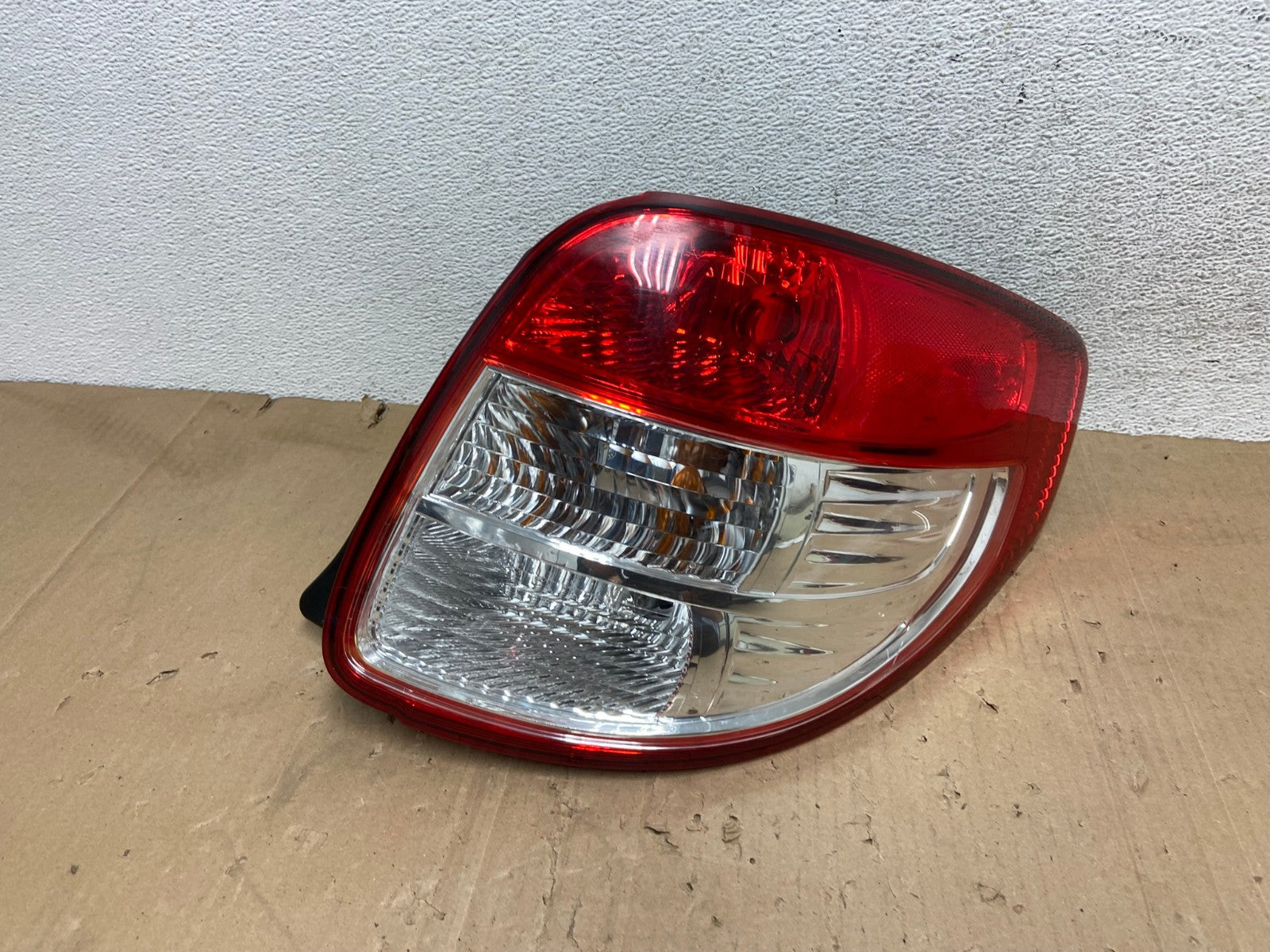 2007 to 2013 Suzuki SX4 Hatchback Right Passenger RH Tail Light AE9210 LK0