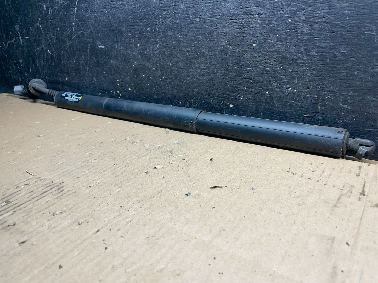 2014 Jeep Cherokee Left Rear Liftgate Rod Support Strut u9347 DG2